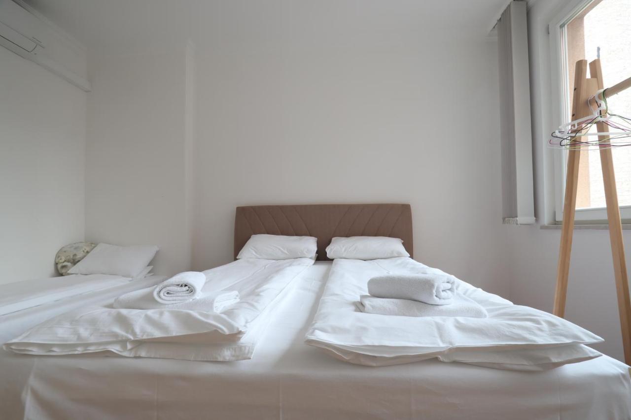 Old Town Premium Apartment Сараево Экстерьер фото